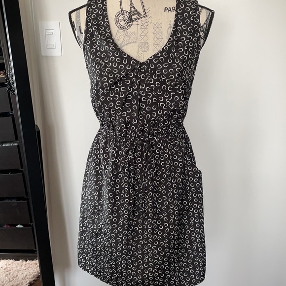 BeBop Dresses & Skirts - SUPER CUTE DRESS WITH POCKETS *2 for $30*